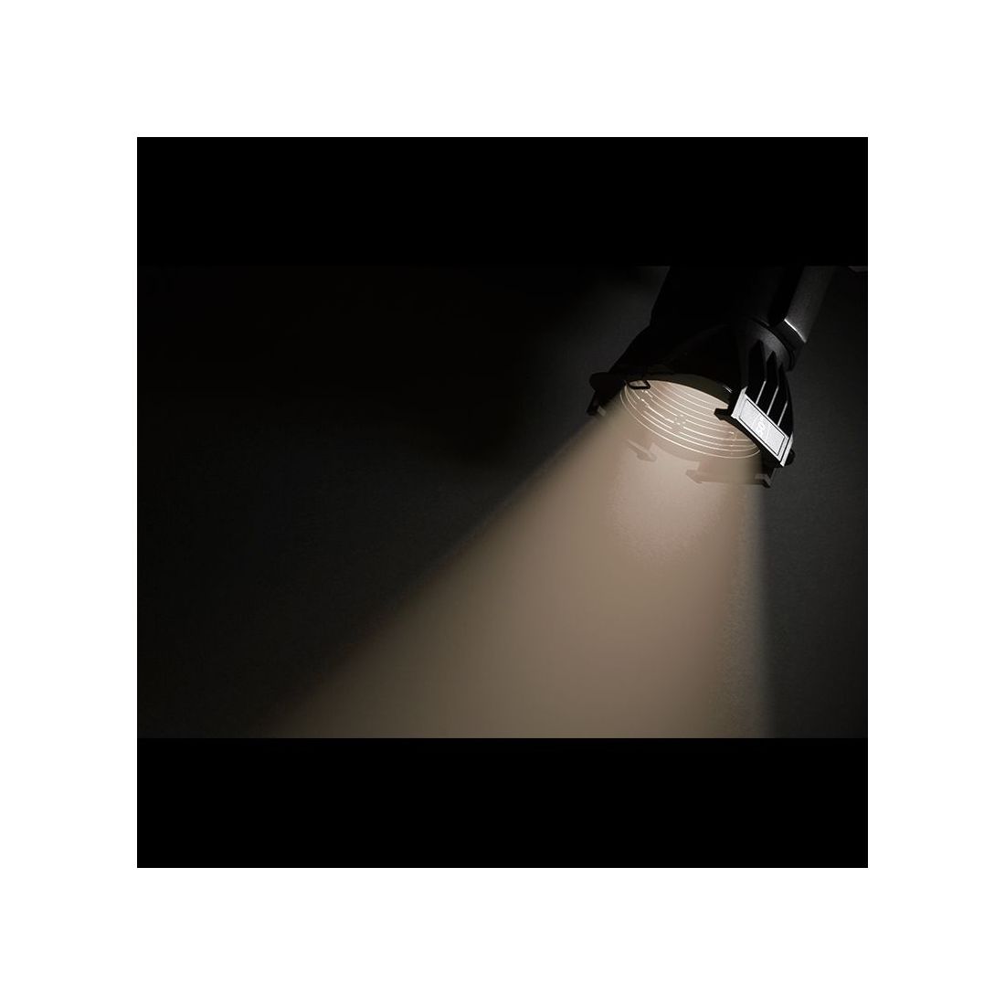 Encore Profile Pro WW - Pure Minds for Lighting Equipment & Requisites Trading Co.LLC