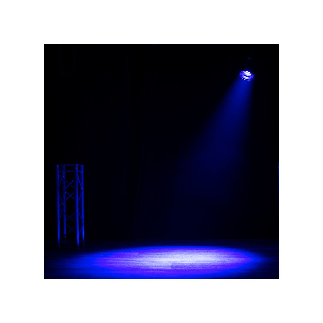 Par Z150 RGBA Plus - Pure Minds for Lighting Equipment & Requisites Trading Co.LLC