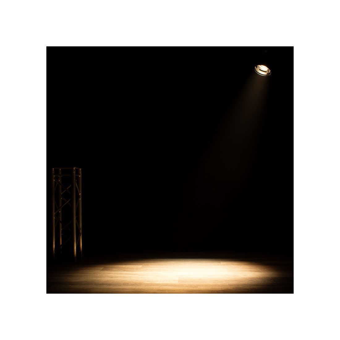 Par Z150 RGBA Plus - Pure Minds for Lighting Equipment & Requisites Trading Co.LLC