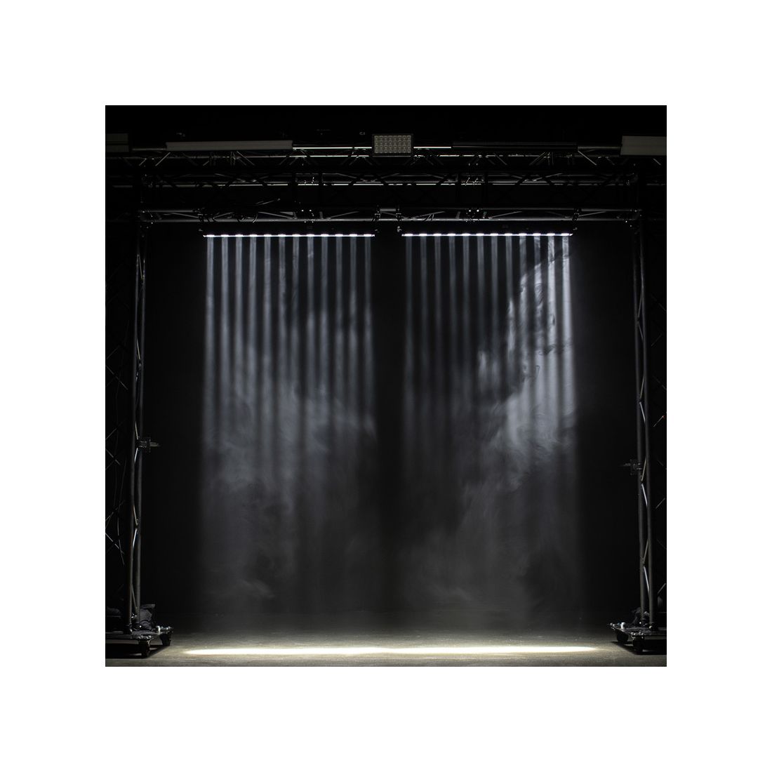 Ultra Beam Bar 12CW - Pure Minds for Lighting Equipment & Requisites Trading Co.LLC